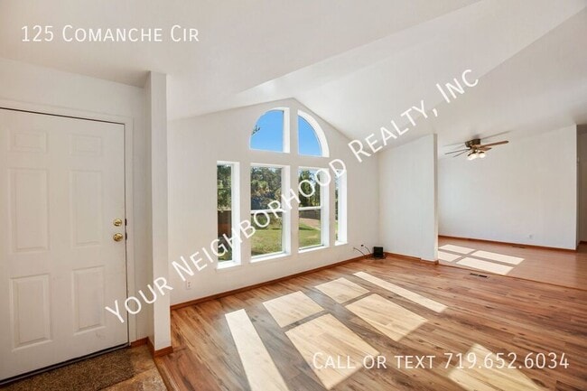 Photo - 125 Comanche Cir