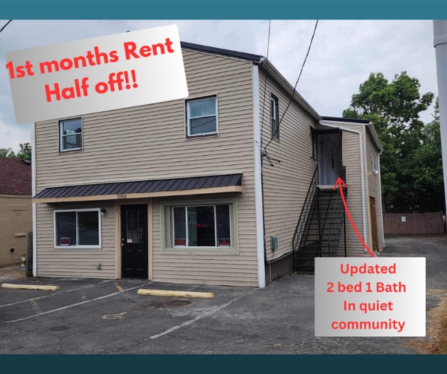 Building Photo - 3301 Main St Rental