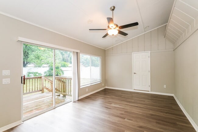 Photo - 8105 N Fremont Ave