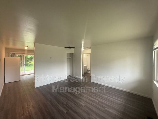 Photo - 1214 Case Ave