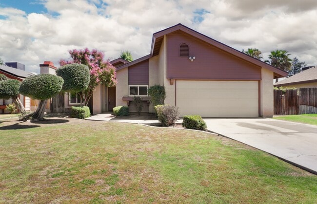 Building Photo - 7416 Hachita Ct