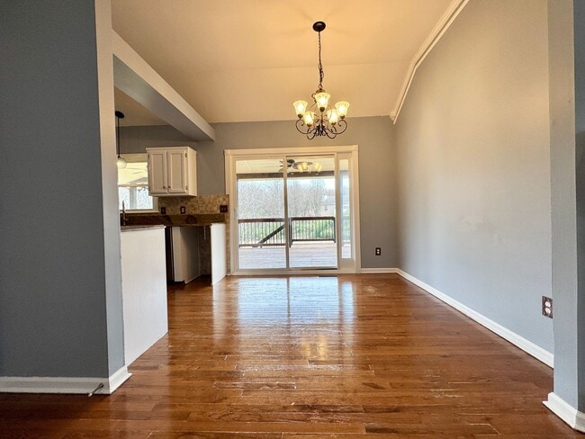 Photo - 3 Bed, 2 Bath Home w/ Garage