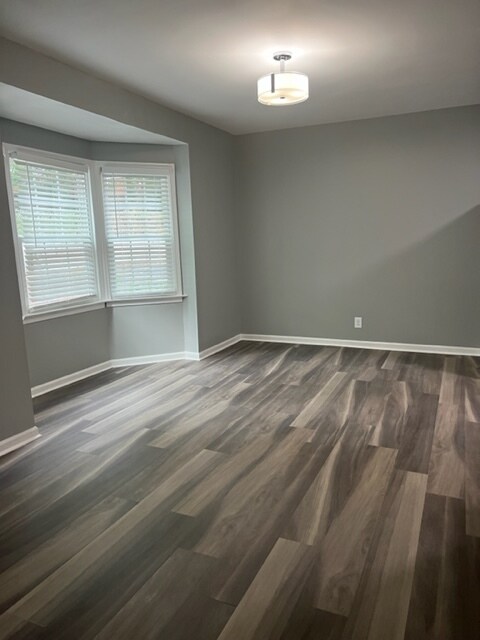 Dining Room - 140 Tyrone Blvd