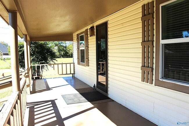 Photo - 152 Clutts Rd