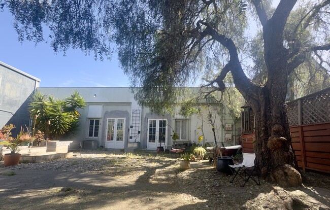 Photo - 1254 E 12th St Townhome