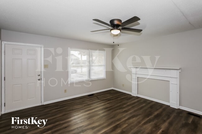 Photo - 2330 Knight Dr