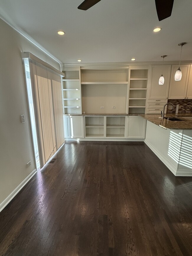Photo - 2631 Smith St