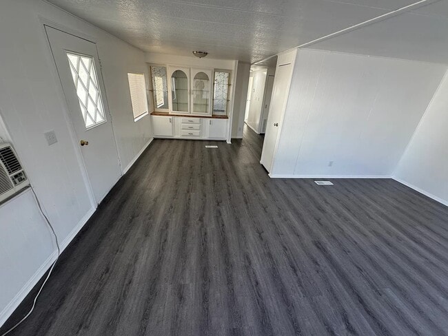 Photo - 41 Crooks St