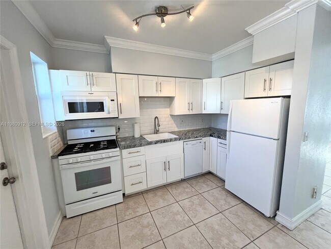 Photo - 350 75th St Unit 202