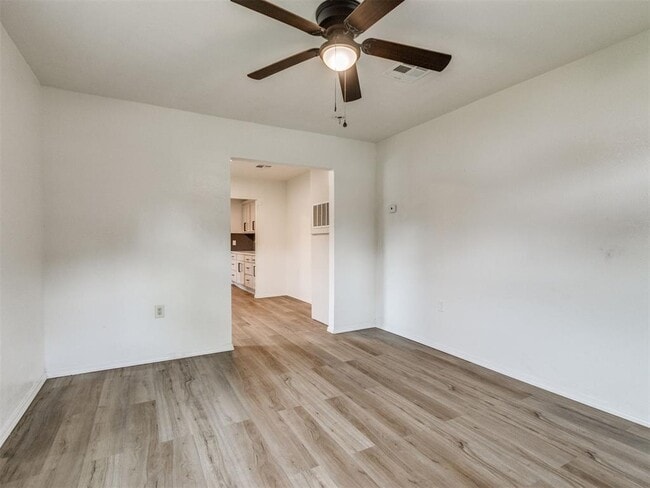 Photo - 1330 NE 7th St