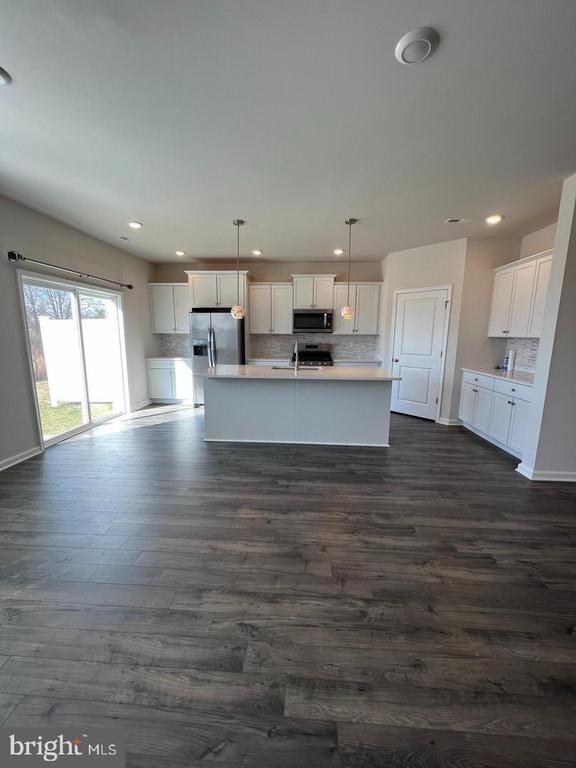 Photo - 34 Roberta Wy.