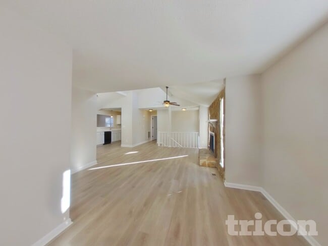 Photo - 5820 Leatherwood Ln