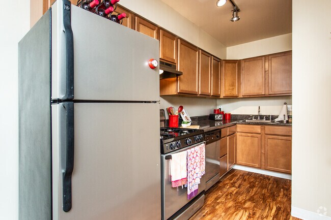 1BR, 1BA - 625 SF - Presidential
