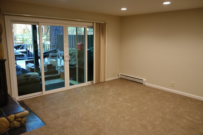 Photo - 837 Southwood Blvd Unit 15