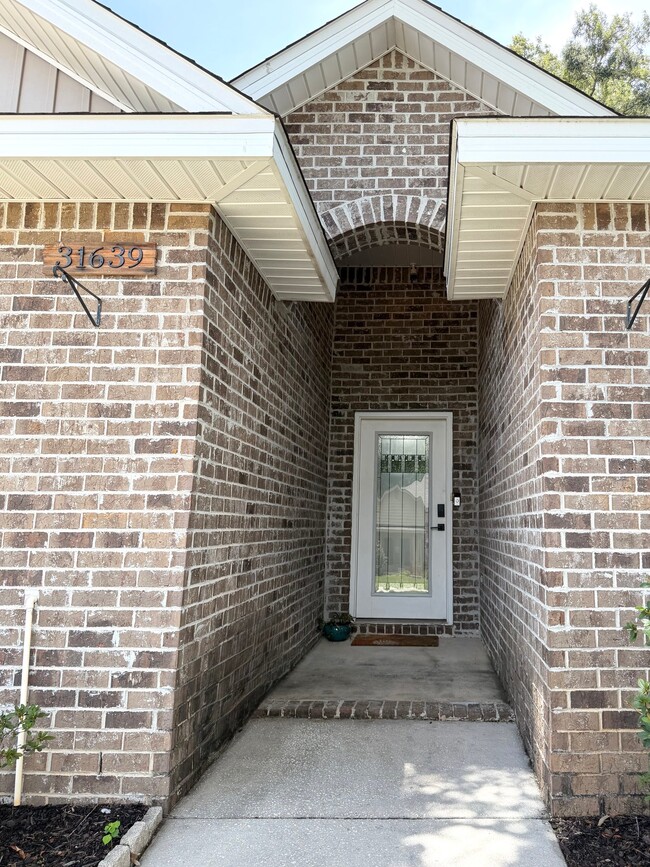 Photo - 31639 Buckingham Blvd