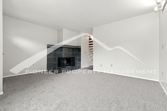 Photo - 7885 Barbara Ann Dr