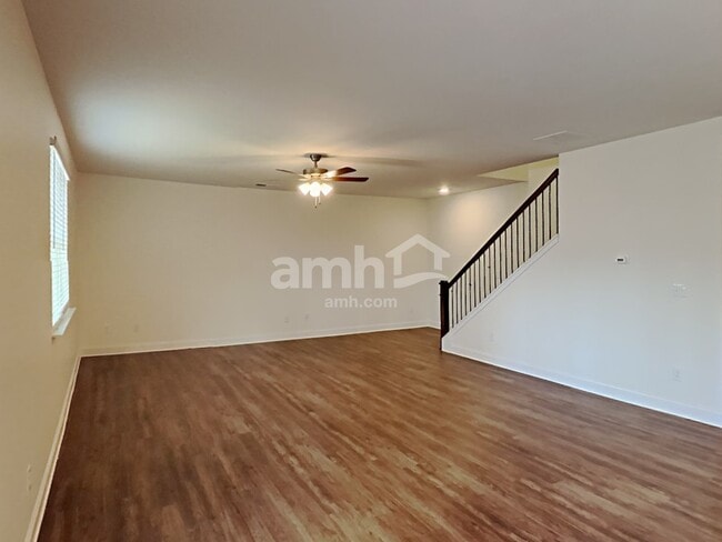 Photo - 5235 Valley Dr