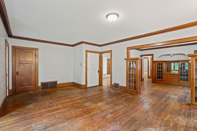 Photo - Maryland Upper near UWM