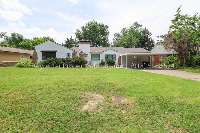 Photo - Beautifully Redone 3 Bedroom House! Available for Immediate Move in!
