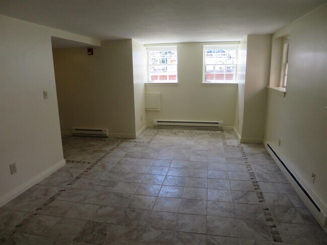 Photo - 15 Highland Ave