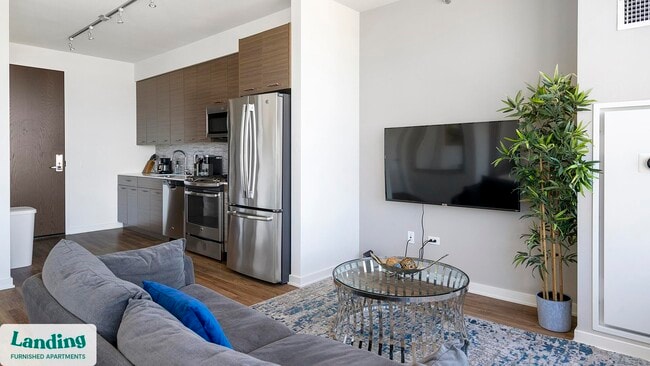 Photo - 347 W Chestnut St Unit 1904.1404619