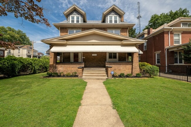 Photo - 500 6th Ave Townhome