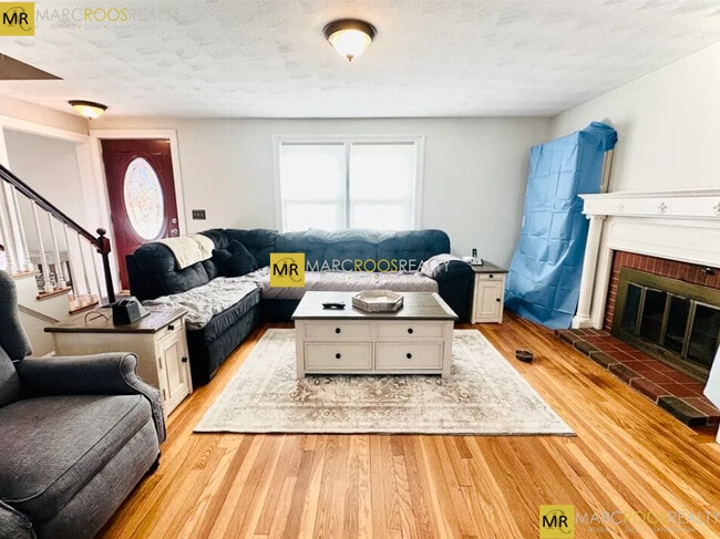 Building Photo - 49 Hackensack Rd Rental