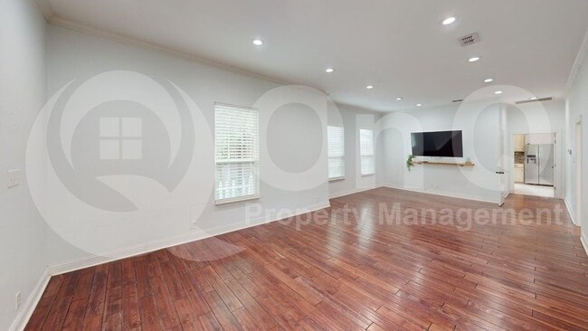 Photo - 4523 Sycamore St