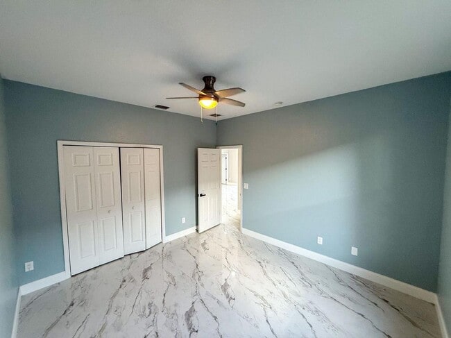 2958 White Cedar Cir