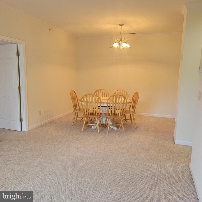 Photo - 400 Cascade Ln Unit 422