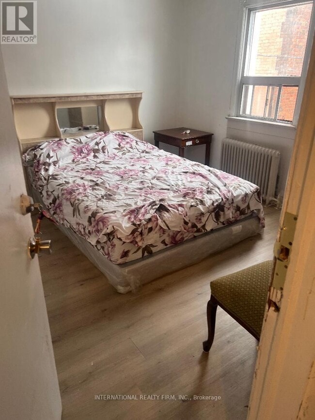 Photo - 2034 Weston Rd