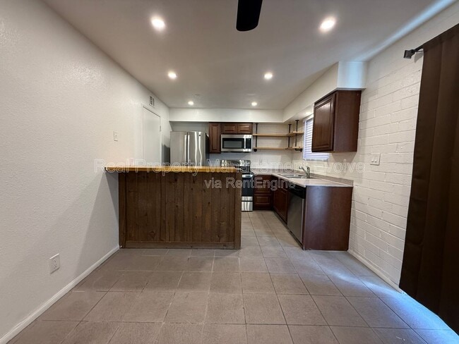 Photo - 6565 N 19th Ave Unit Apt 19