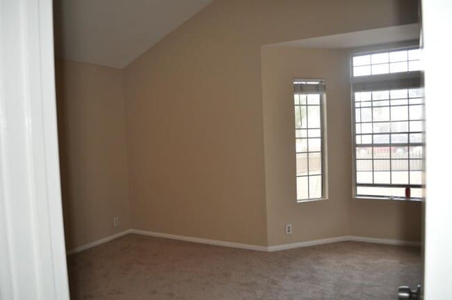 Photo - 1912 Joliet Cir