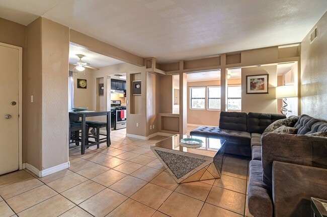 Photo - 1440 E Vegas Valley Dr