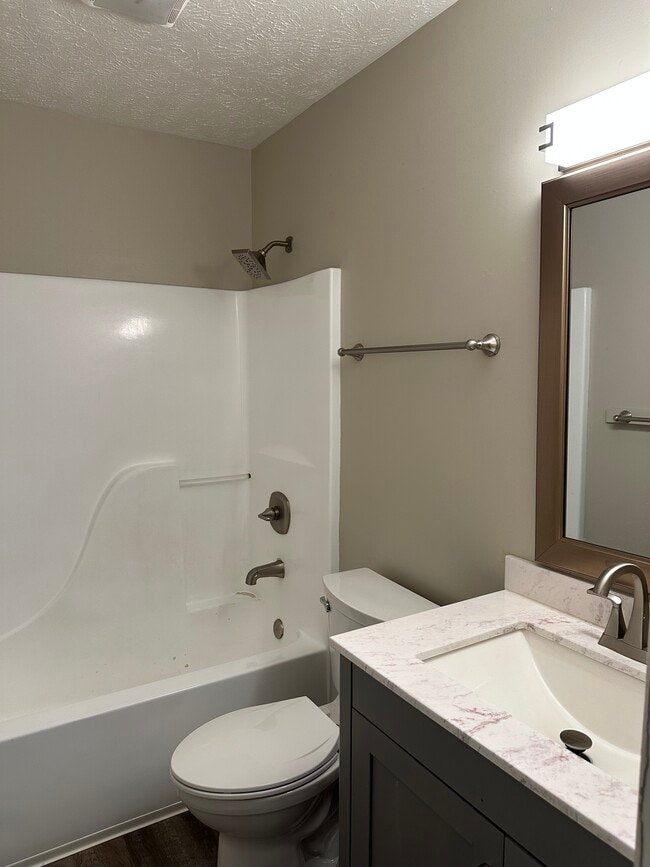 Baño - 2213 Douglas Dam Rd Unidad 2