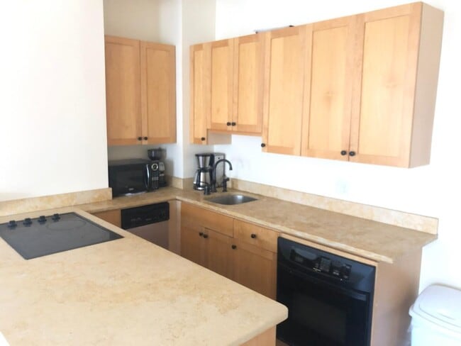 Photo - 591 Beacon St Unit 5