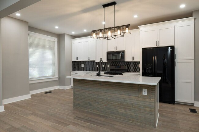 Photo - 1234 Highland St Unidad 1234