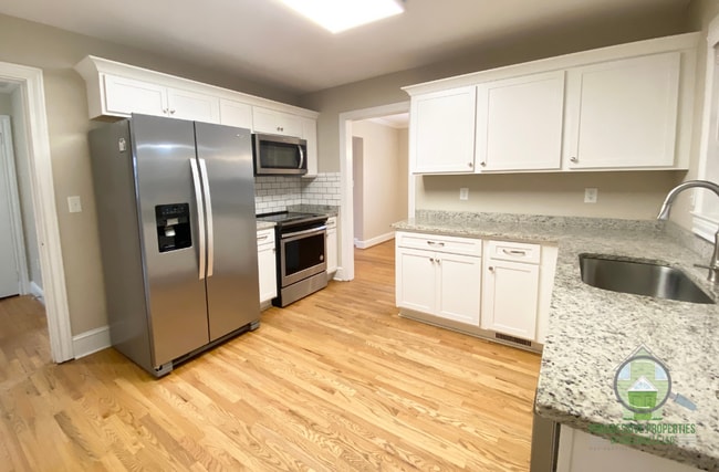 Photo - 10 Auburn St