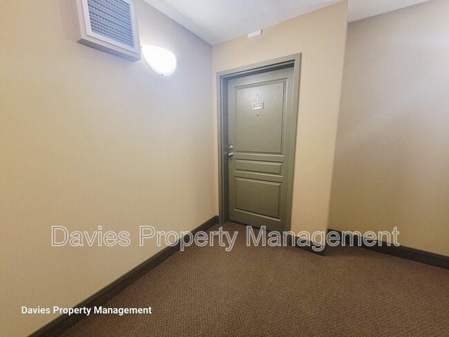 Photo - 10319-10111 111 St NW Unit #508