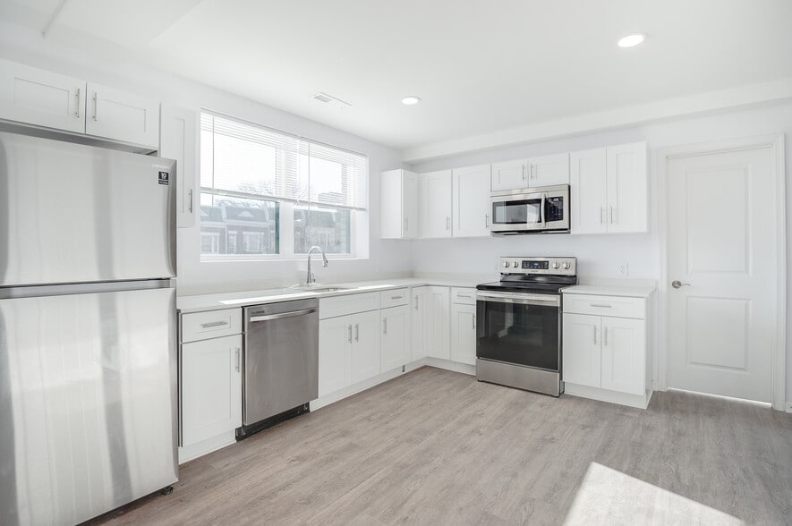 Kitchen - 3 BR Floor Plan B2
