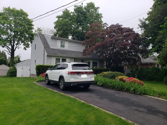 Photo - 11 Wilhow Ct House