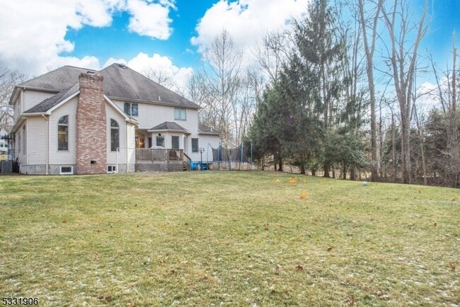 Photo - 16 Indian Hill Rd