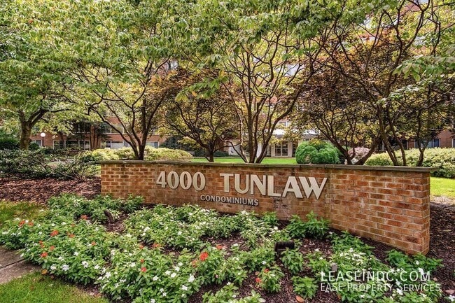 Photo - 4000 Tunlaw Rd NW Unidad #517