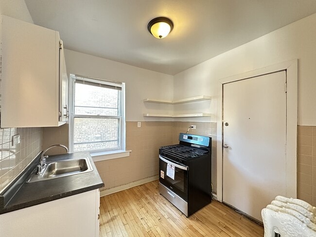 Photo - 7147 S Constance Ave Unit E3