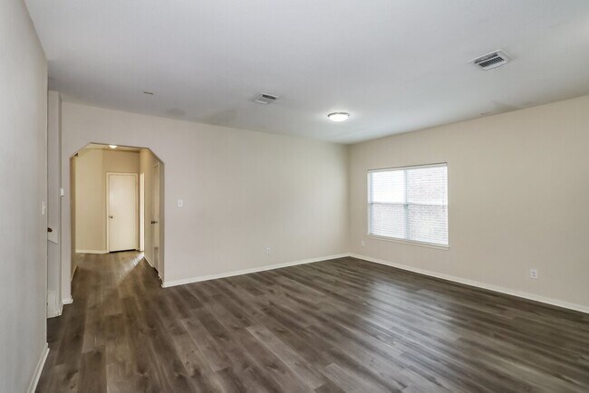 Photo - 2723 Durham Chase Ln
