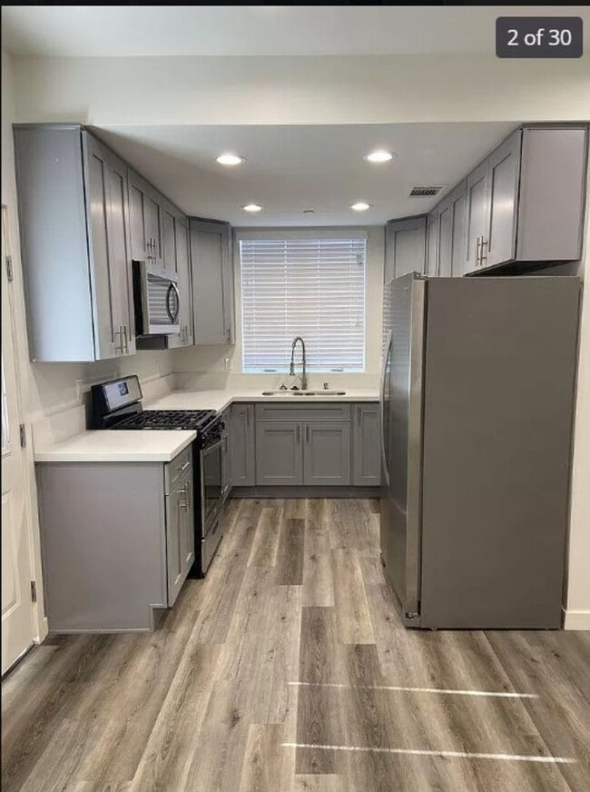 Photo - 2409 1/2 Ridgeley Dr Unit #2407