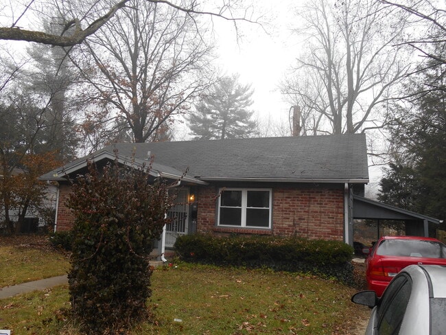 Photo - 813 S Mitchell St