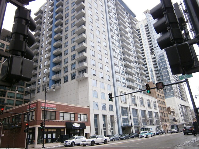 Building Photo - 1305 S Michigan Ave Unit 805