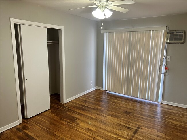 Photo - 8807 Timberside Dr Unit 8