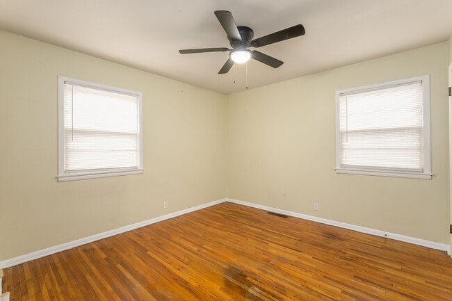 Photo - 6225 N Independence Dr